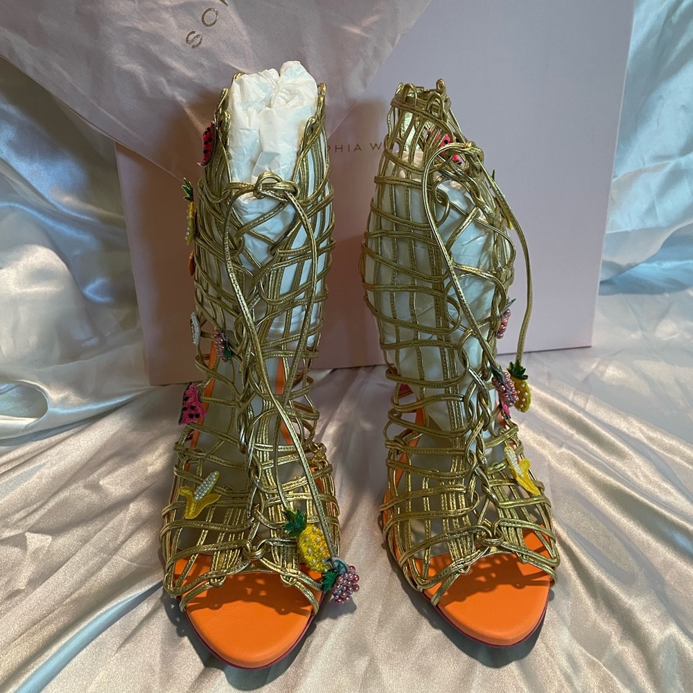 *BRAND NEW IN BOX* Sophia Webster Delphine Fruit Salad size 44 brand new - Picture 3 of 11
